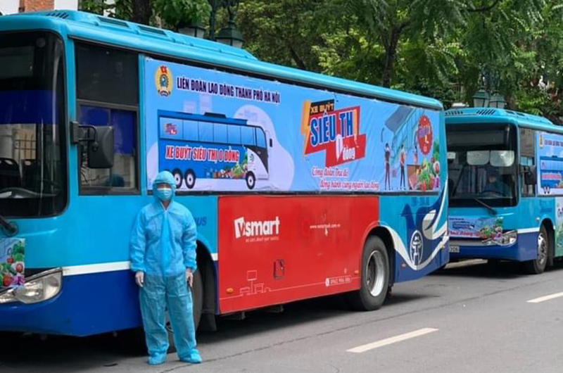 Thành phố Hà Nội tổ chức thí điểm mô hình “Xe buýt siêu thị 0 đồng” trong 10 ngày. (Nguồn ảnh: nhandan.vn)